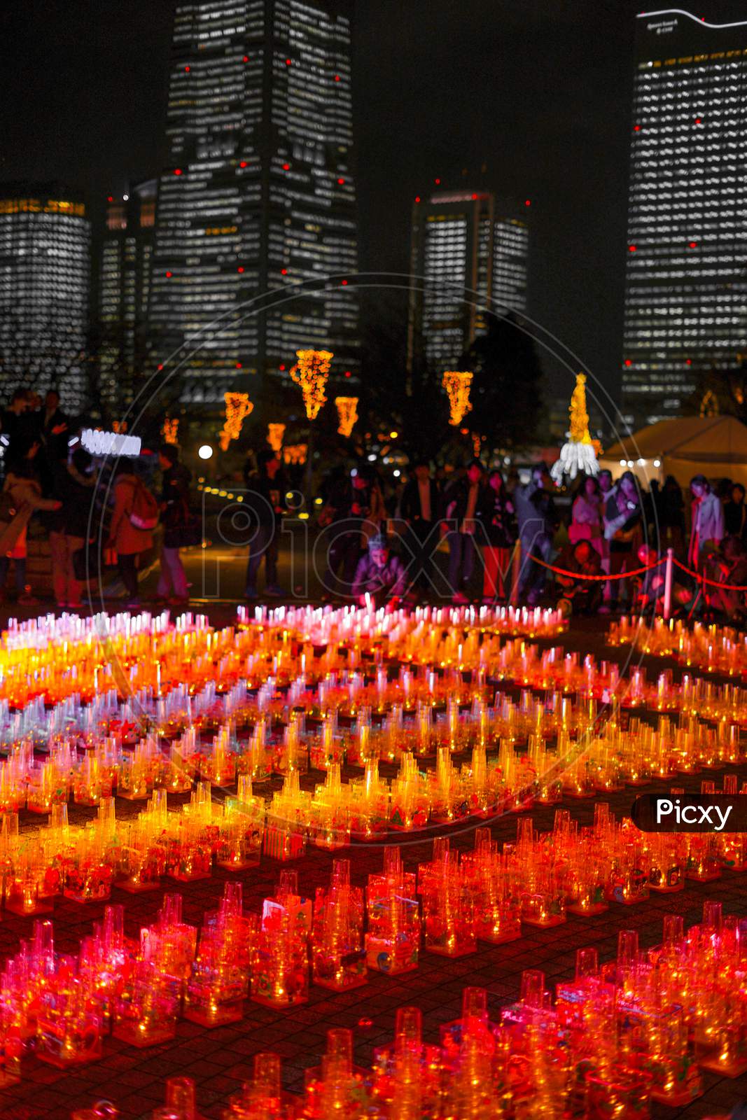 みなとになります！ Image of Christmas Candle (Yokohama Minato Mirai)-FX969569-Picxy