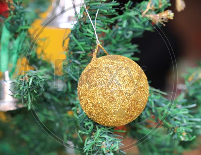 Feastive Seasons Decorations Yellow Balls Glitter  In Christmas