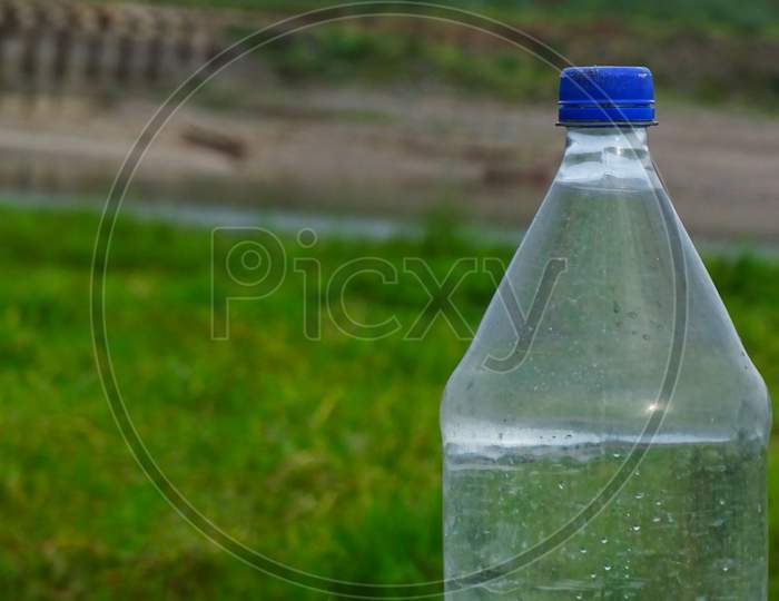 Close up a fresh bottle of drinking water
