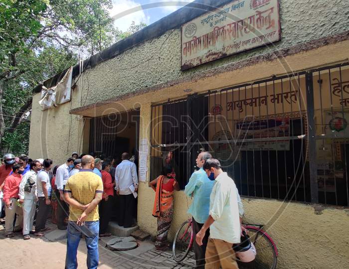 07.09.2021 Kanpur India. People Standing In Queue Out Of Community Health Center For Vaccination.
