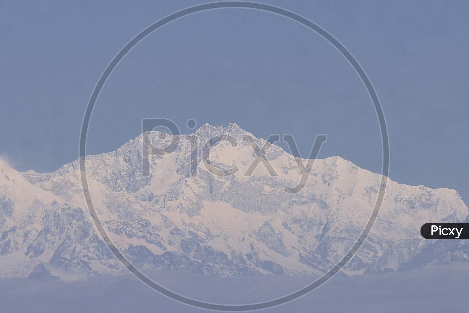 world 3rd highest peak mount kangchenjunga or kanchenjunga and snowcapped himalaya from lepcha jagat near darjeeling, west bengal, india